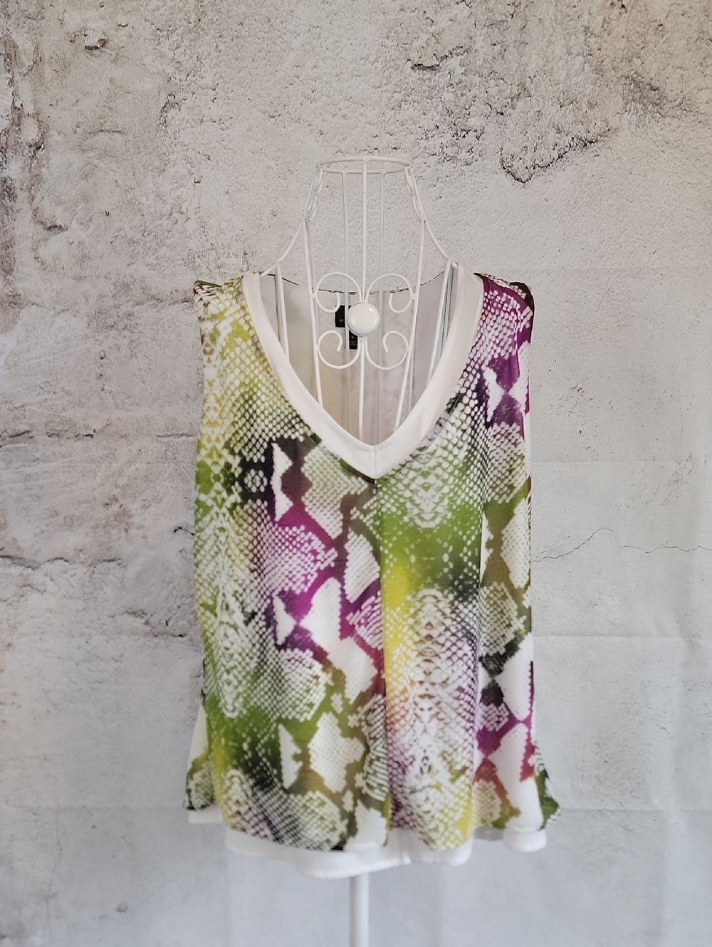 Worthington Sleeveless V-Neck Printed Tank Top - Green & Purple Womens Size L